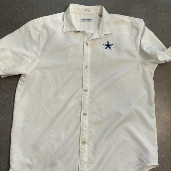 Tommy Bahama Coconut Point Dallas Cowboys Embroidered Button-Up Shirt - Picture 3 of 14